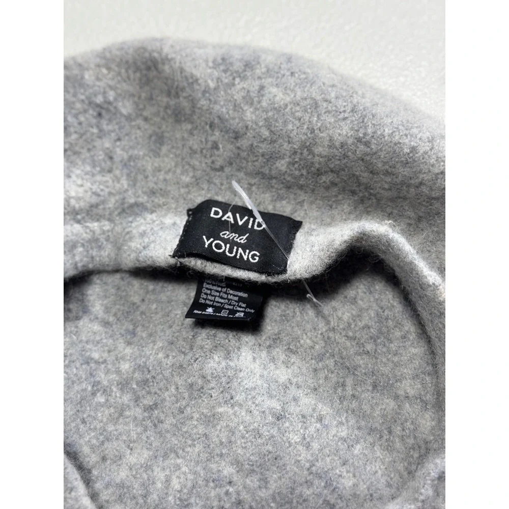 David and‎ Young Wool Beret Hat Womens Gray Classic French Style